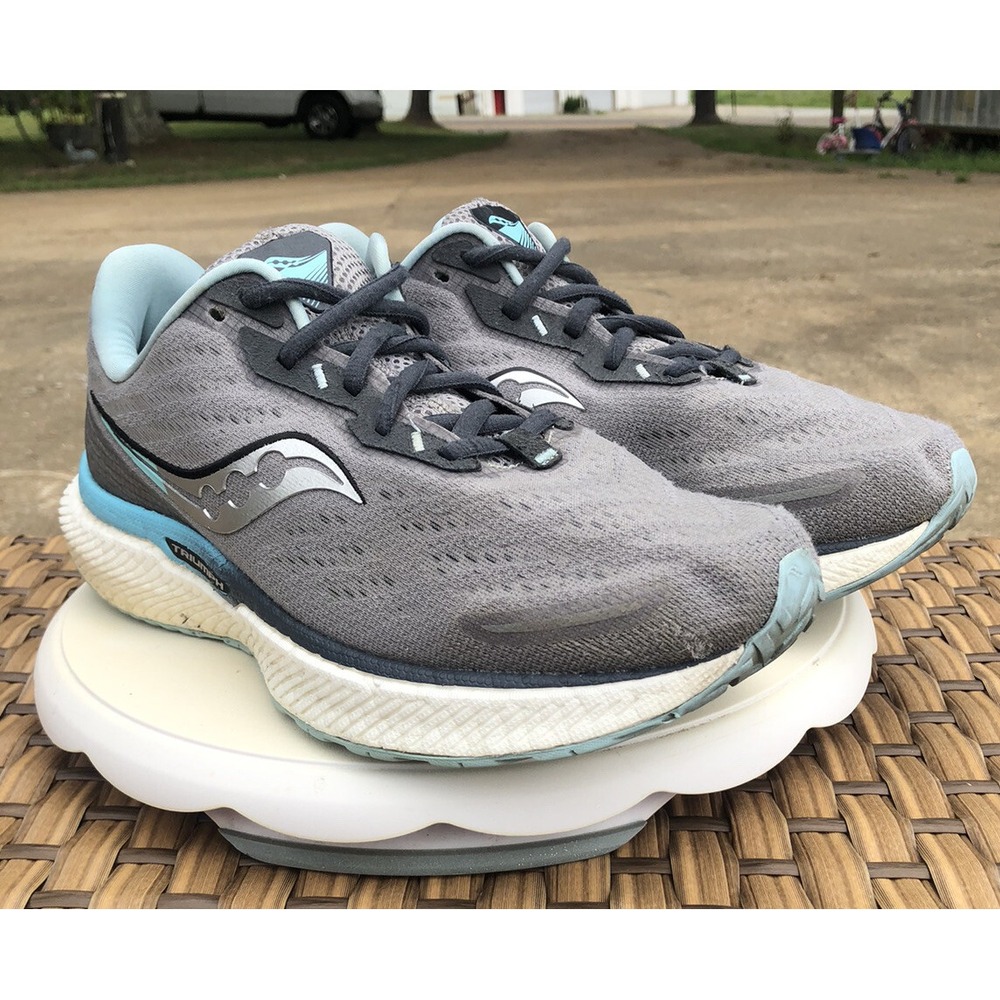 Vintage Saucony Triumph 19 Wide Athletic Running Shoes Gray Size 10 S10679-20